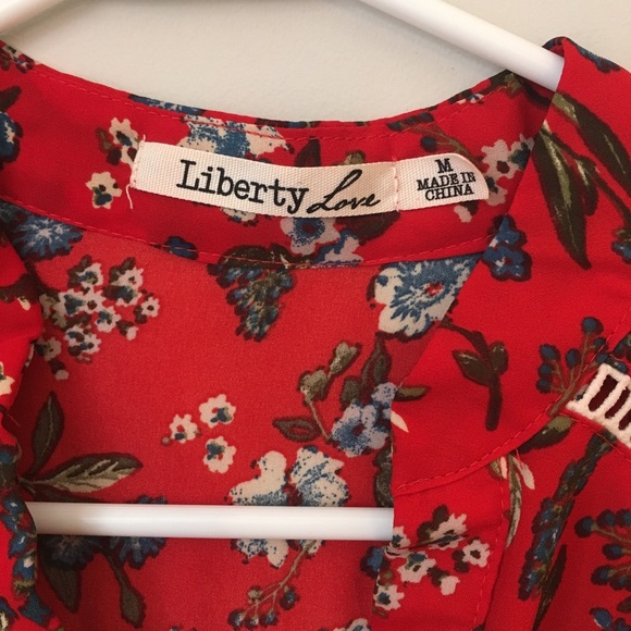 Blouse - Picture 2 of 3